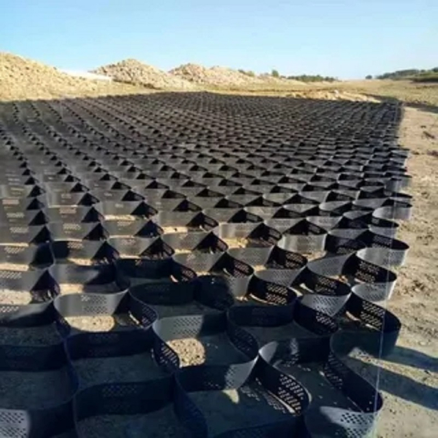 Textured and Perforated HDPE Geocells for Slope Protection