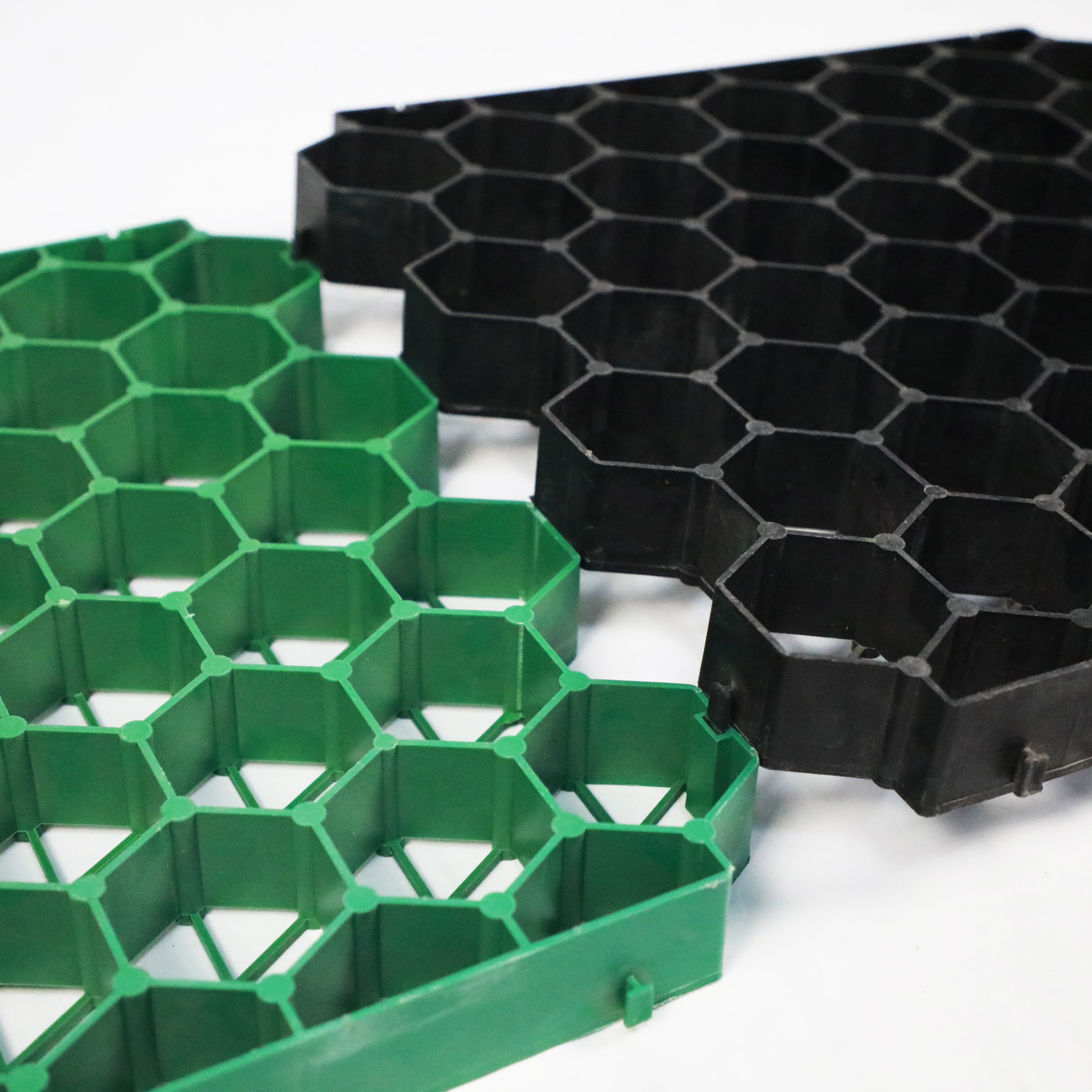 500X500X38mm HDPE Honeycomb Grass Pavers Plastic Turf Grid for Garden Park Driveway Gravel for Planting