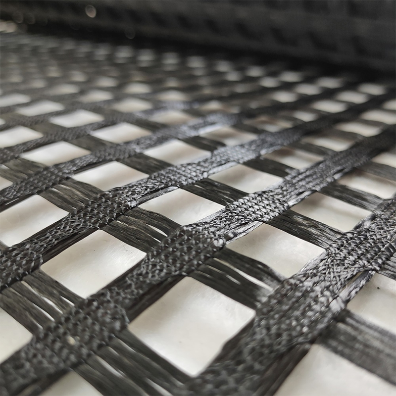 Polyester geogrid 