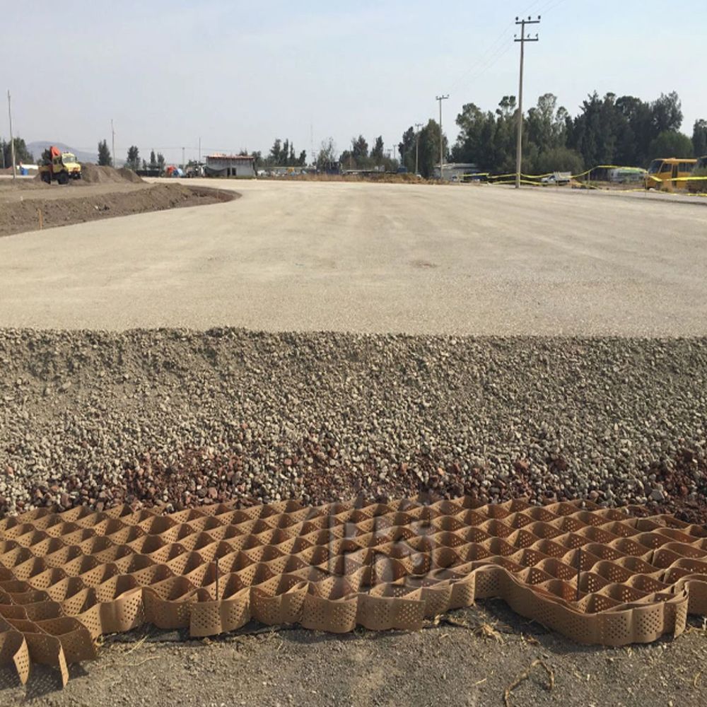 Professional High Quality Heavy Duty HDPE Geocell for River Road Driveway Retaining Walls and Road Construction Grass Protection
