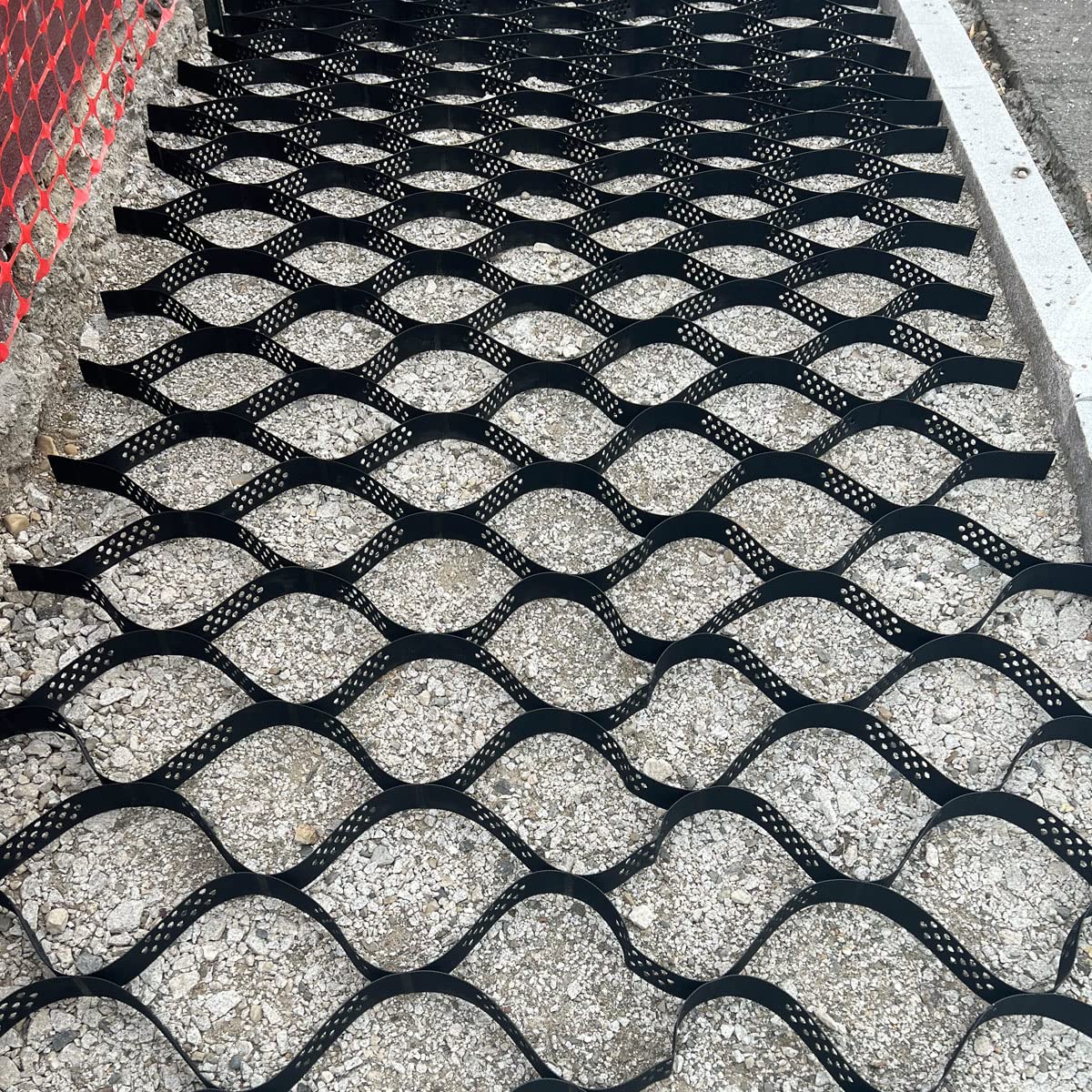 100mm 150mm 200mm Textured Perforated Plastic HDPE Honeycombed Geomallas Paved Grid Geocell Strata Web System