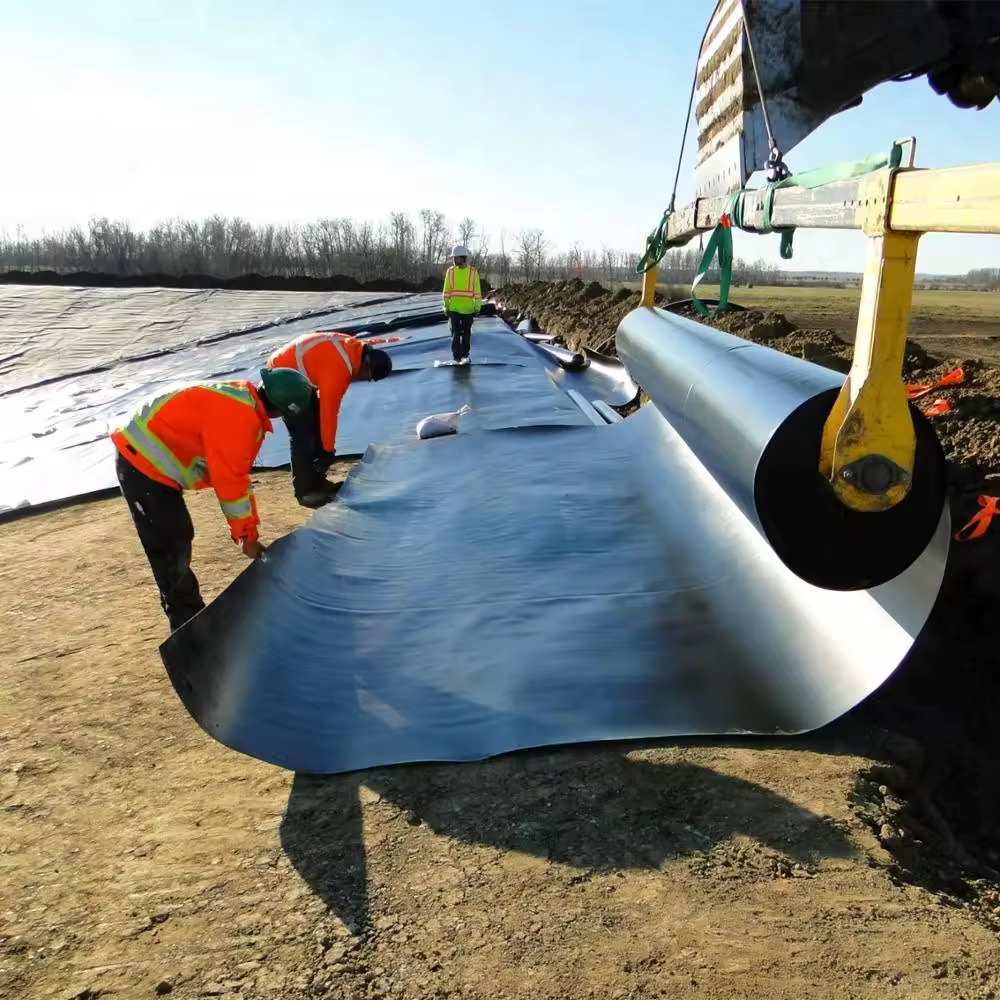 HDPE Geomembrane Black 1.5mm 2.0mm 3mm Tailings Pond/Landfill/Sewage Tank/Reservoir/Artificial Lake/Golf Course Lake Geomembrane