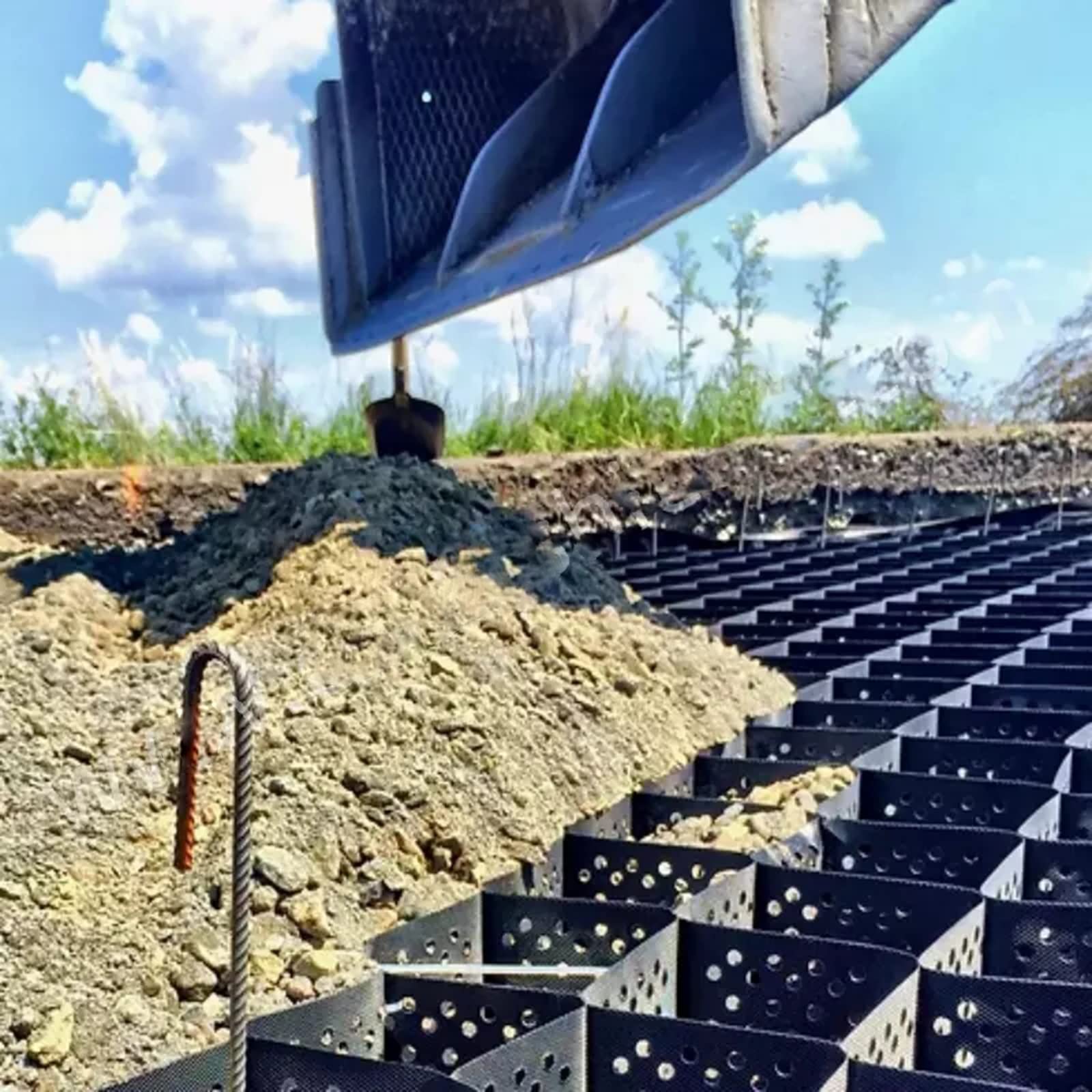 100mm 150mm 200mm Textured Perforated Plastic HDPE Honeycombed Geomallas Paved Grid Geocell Strata Web System