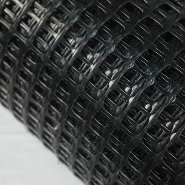 Two-Way Plastic Geogrid for Earthwork Construction